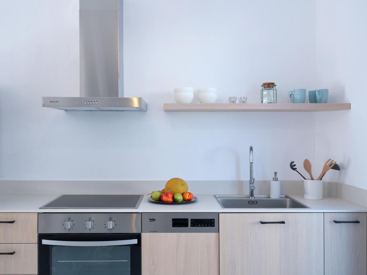 Etherio Apartment II Piso Livadi Bagian luar foto